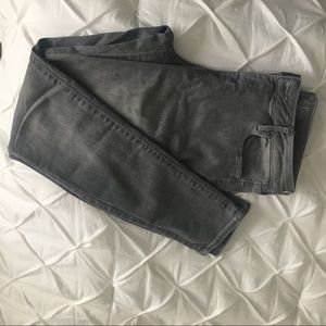 Old navy rockstar grey skinny jean size 10P